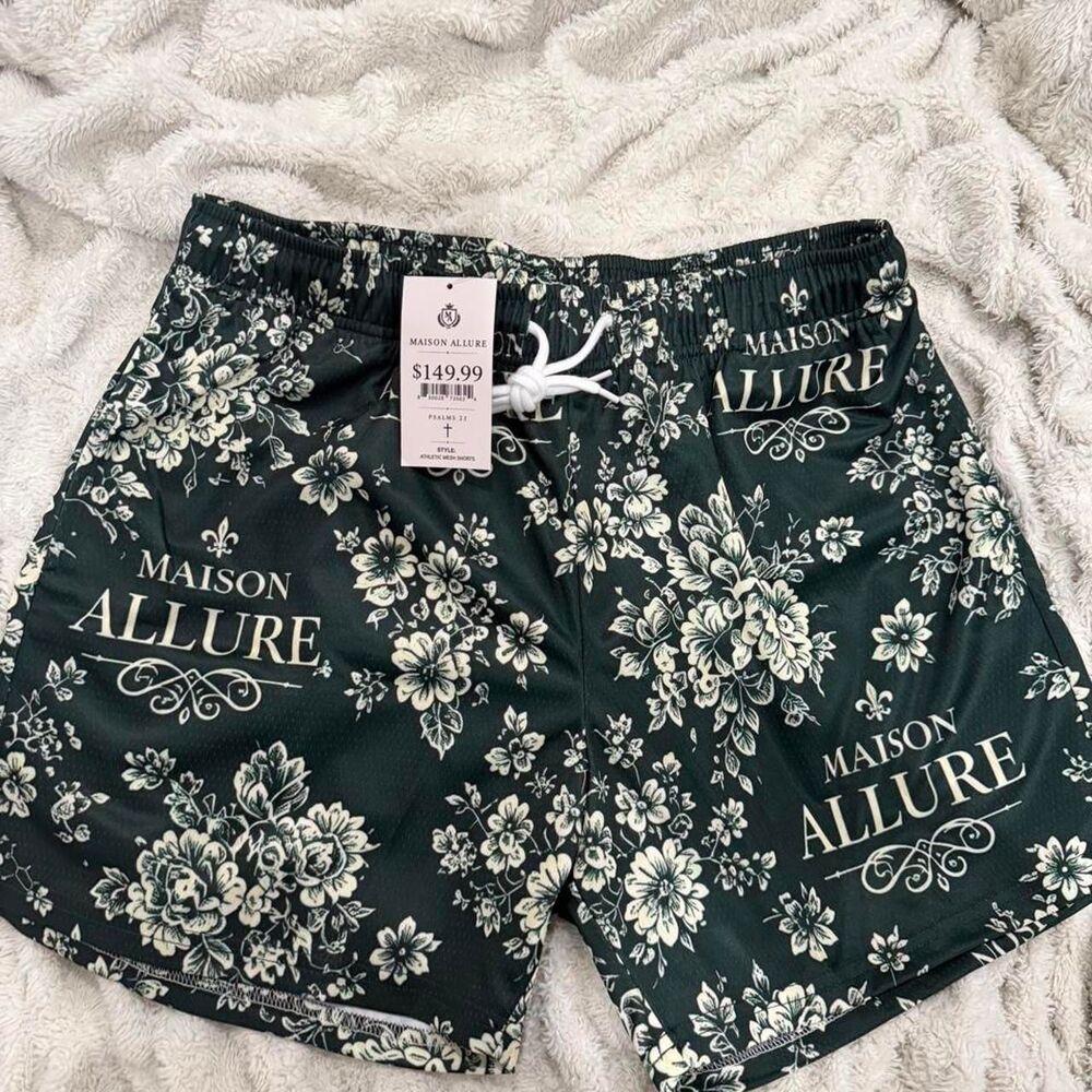 Maison Allure Designer Mesh Shorts - Men's XL
